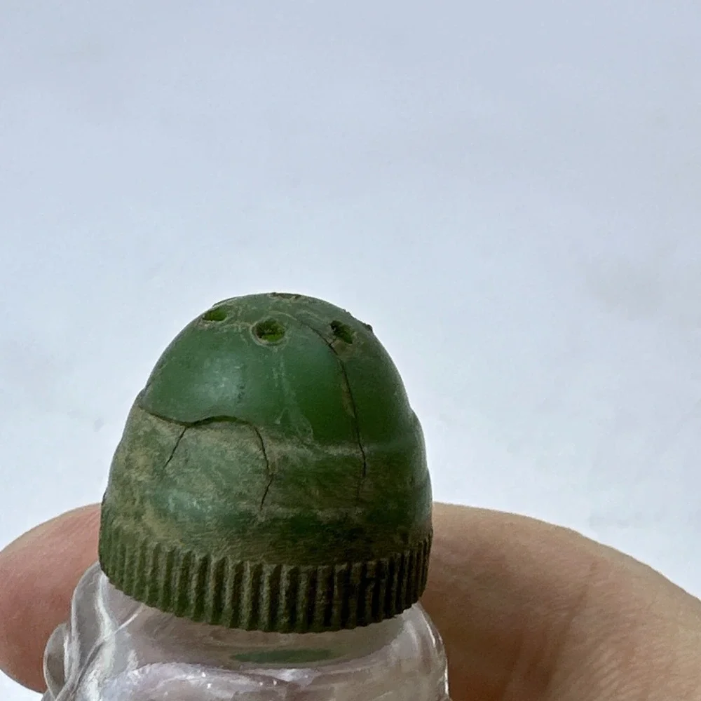 Vintage Salt & Pepper Shakers Clear Glass Green Red Top Lot of 3, Extra Caps